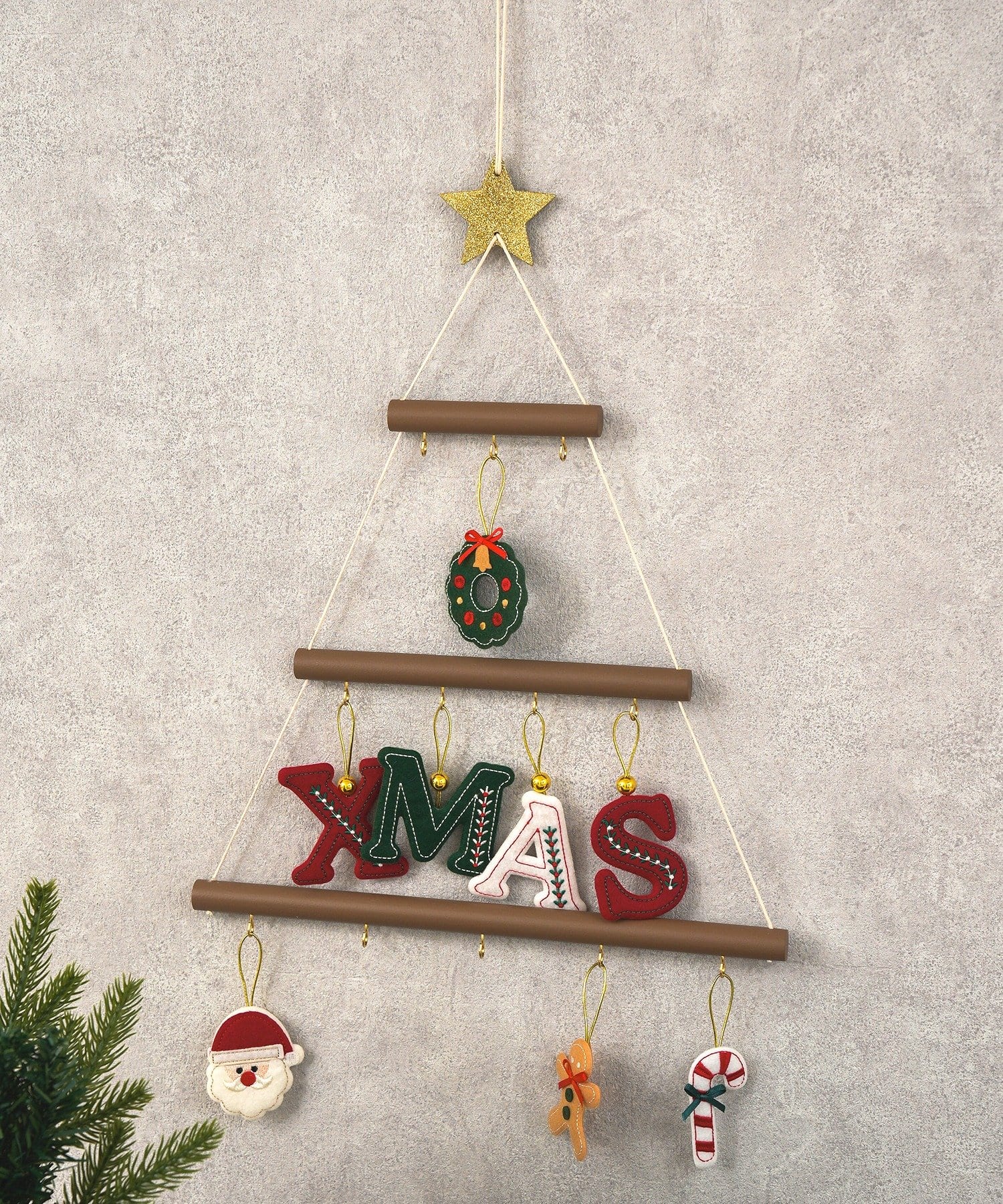 Christmas Wall Tree with Set of 4 Felt Ornaments